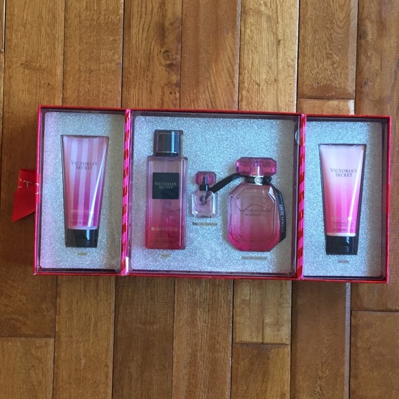 Victoria's Secret Other - VS Bombshell Set